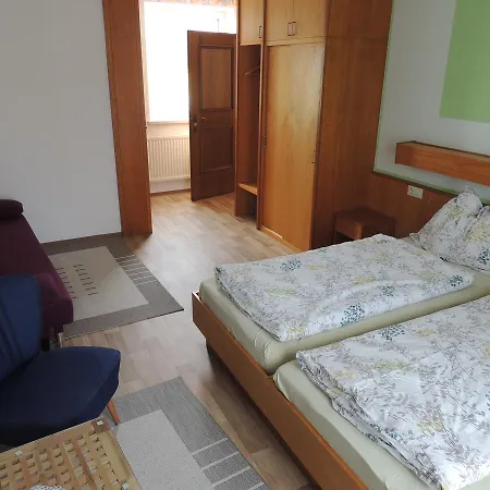 Kirchenwirt Kreuzen (Upper Austria)