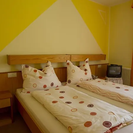 Locanda Kirchenwirt Kreuzen (Upper Austria)