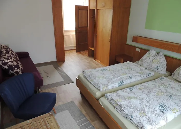 Kirchenwirt Kreuzen (Upper Austria)